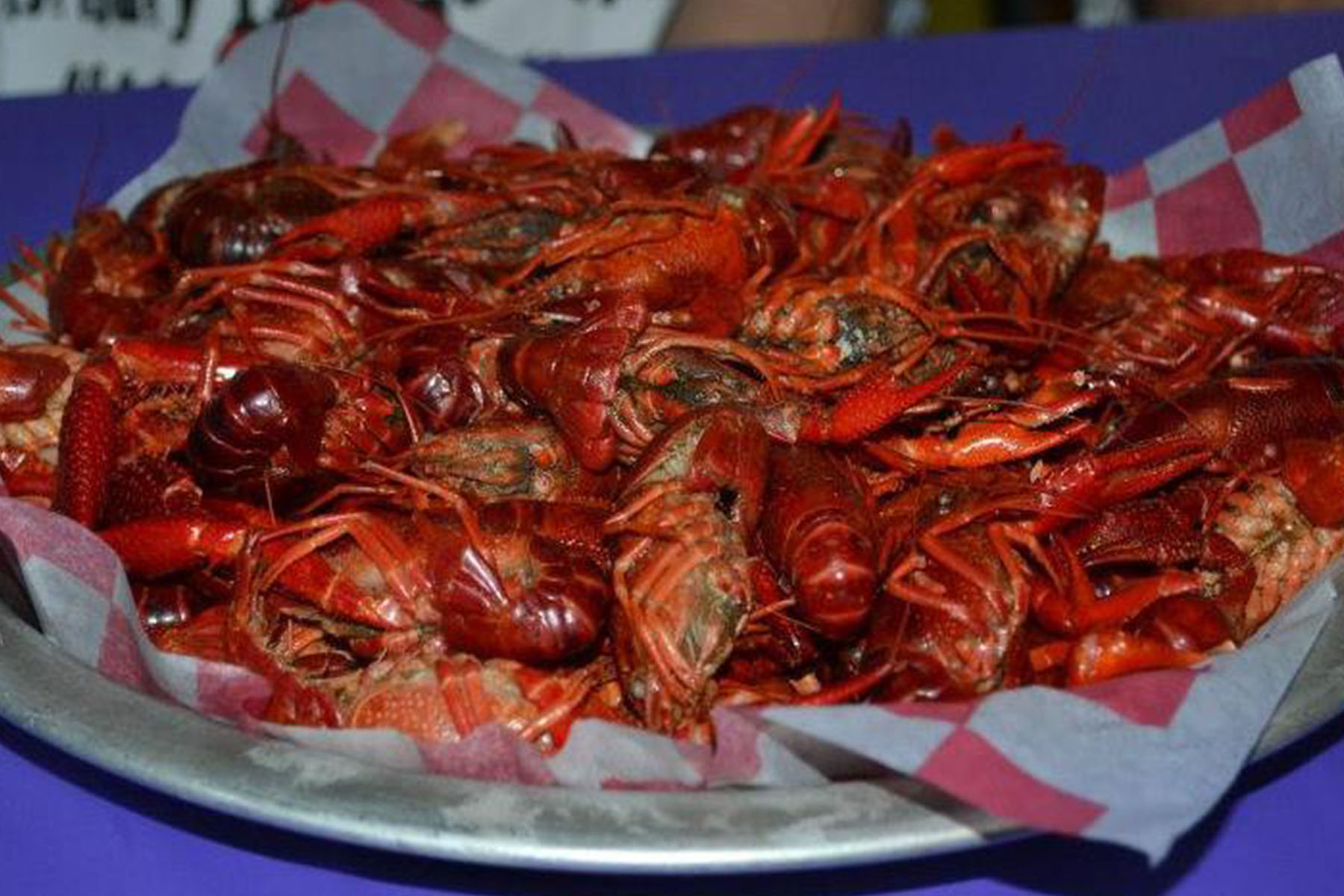 Crawfish Eating Contest for Charity at Cactus Bar on 2/17 | Chicago