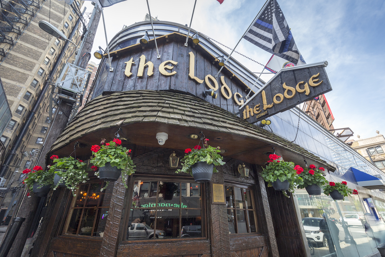 The Lodge Tavern Celebrates 66th Anniversary | Chicago Food Magazine