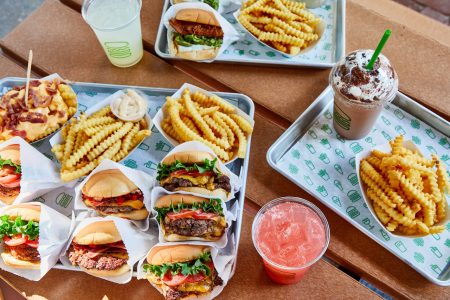 Shake Shack Opens Illinois’ First Drive Thru Location in Bloomingdale on March 8th