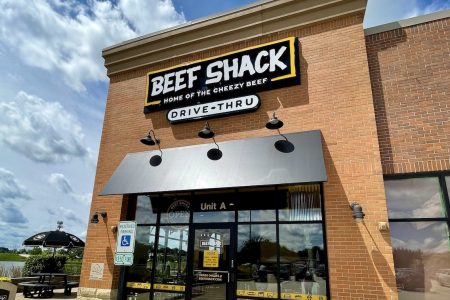 Beef Shack Opens Second Elgin Location