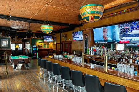 Cody's Public House Now Open in Lakeview