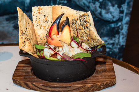 SX Sky Bar's New Menu Welcomes Stone Crab Season