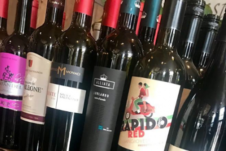 "National Drink Wine Day" Deals in Chicago 