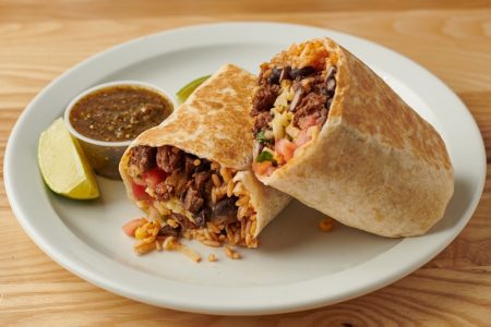 Burrito Beach Now Open in Lincoln Park 