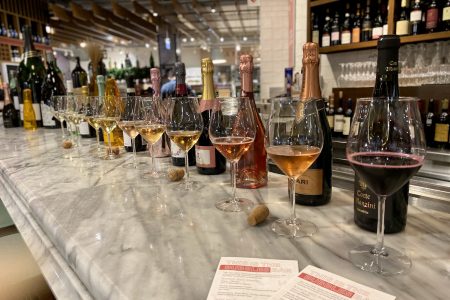 Pop-Up Bubbles Bar Opens at Eataly Chicago