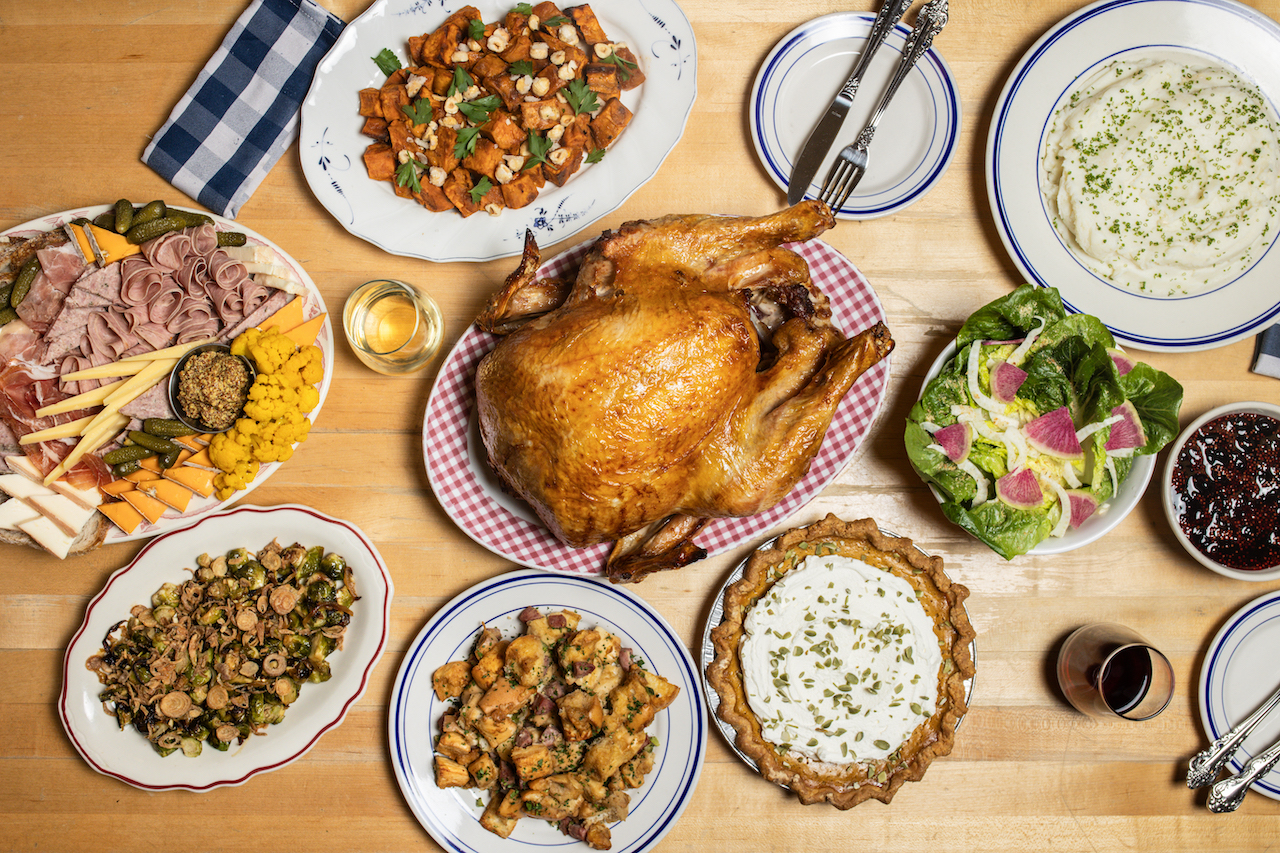 Best Restaurants Open For Thanksgiving Dinner in Chicago 2023
